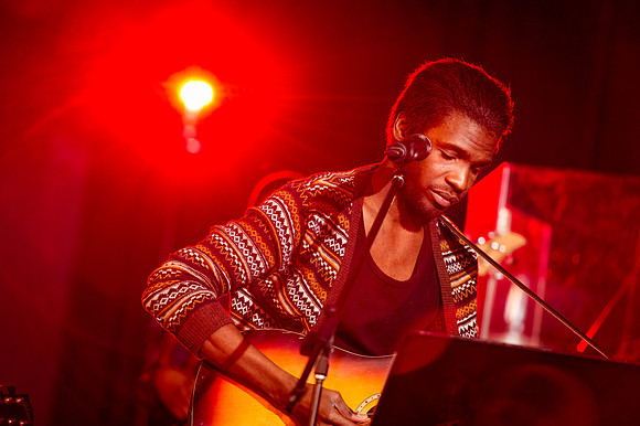 20150416-editorial-christian-band-practice-at-rivers-edge-church-0032