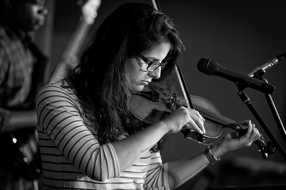 20150416-editorial-christian-band-practice-at-rivers-edge-church-0017